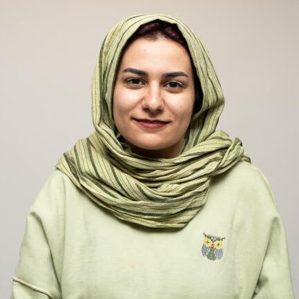 نرگس کاظمی‌فرد