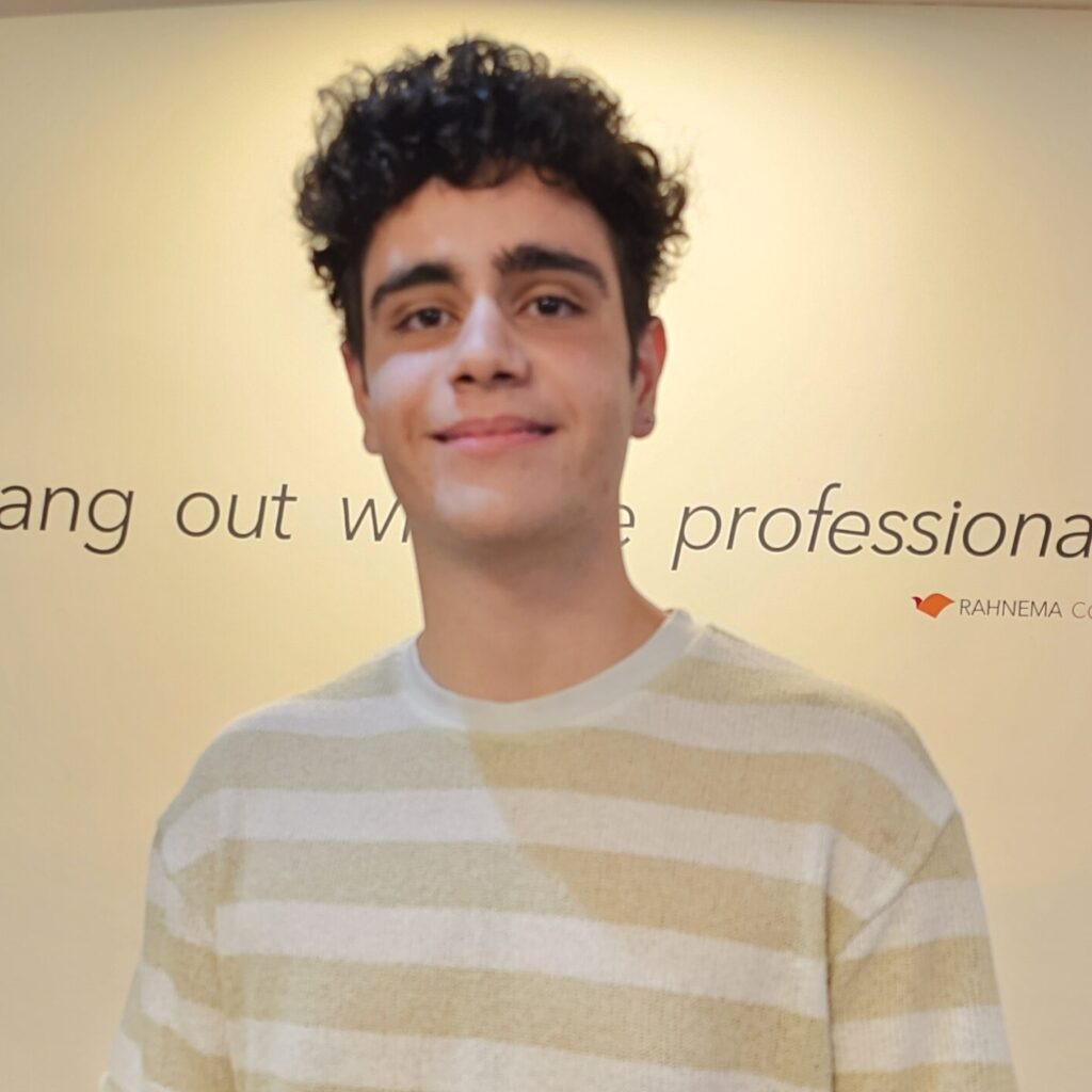 احسان حق شناس