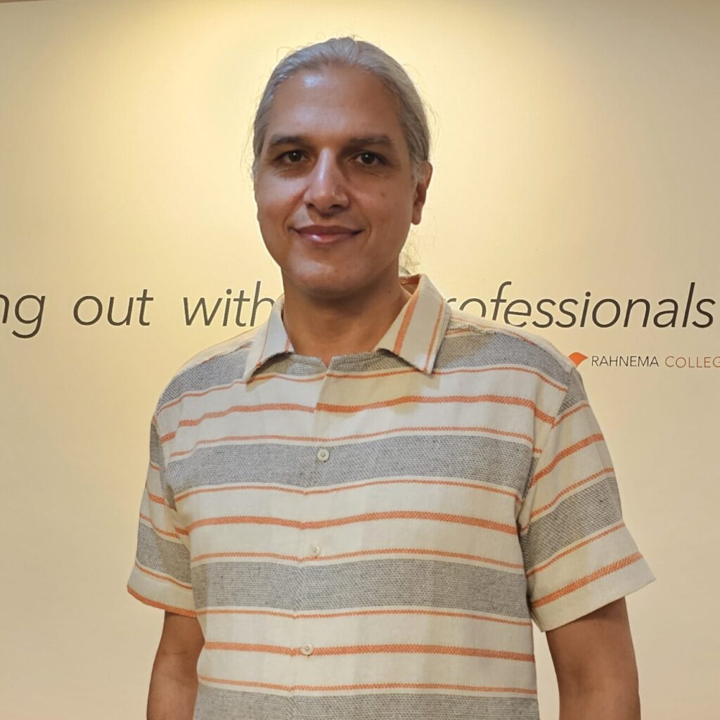 مصطفی حسین‌زاده