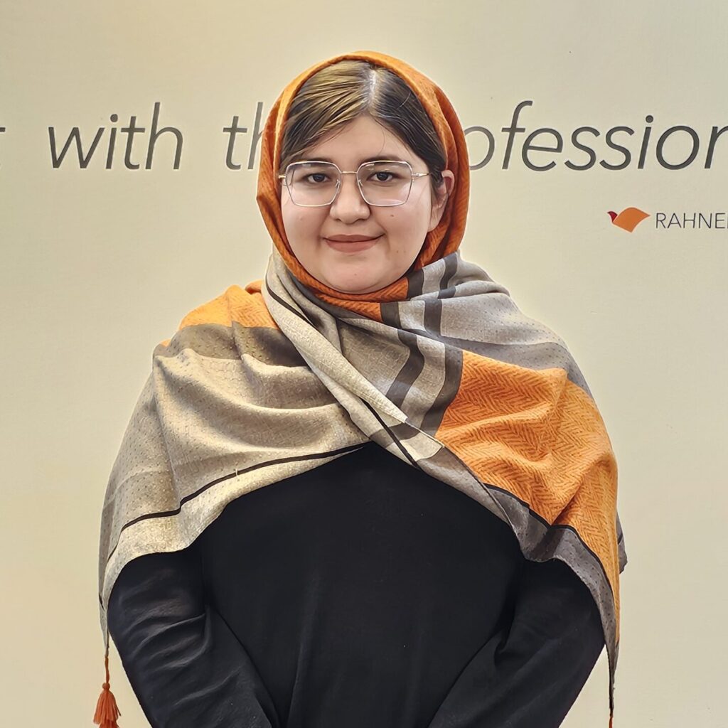 هانیه حاجی اصغری