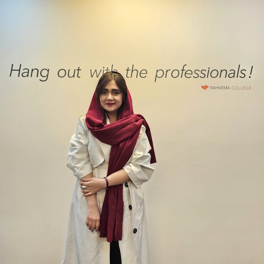 گلنوش زاویه غربی